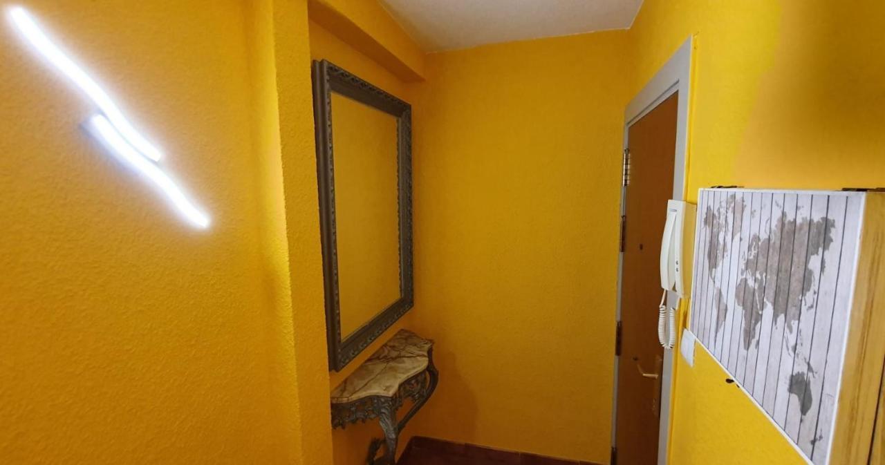 Encantadora Vivienda En El Paseo Maritimo De Salou Bagian luar foto