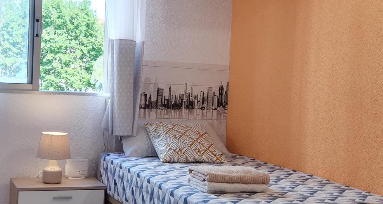 Encantadora Vivienda En El Paseo Maritimo De Salou Bagian luar foto