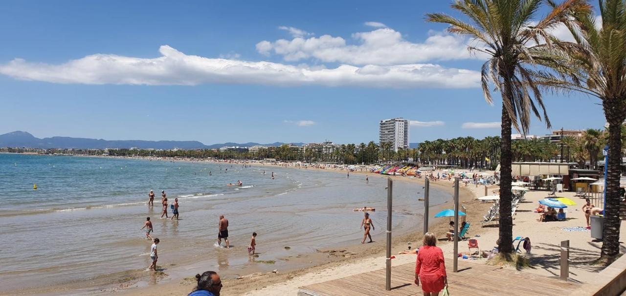 Encantadora Vivienda En El Paseo Maritimo De Salou Bagian luar foto