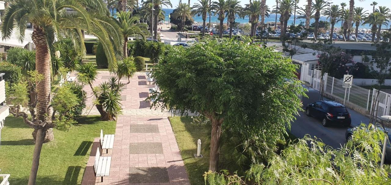 Encantadora Vivienda En El Paseo Maritimo De Salou Bagian luar foto